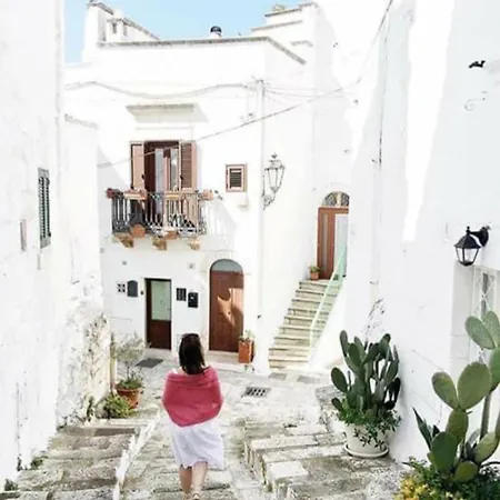 Amara Typical Stone House - Centro * 오스투니