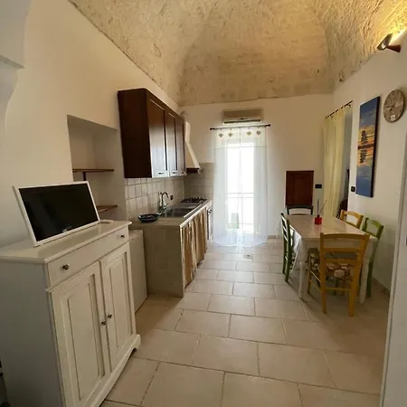 Holiday home Amara Typical Stone House - Centro Ostuni