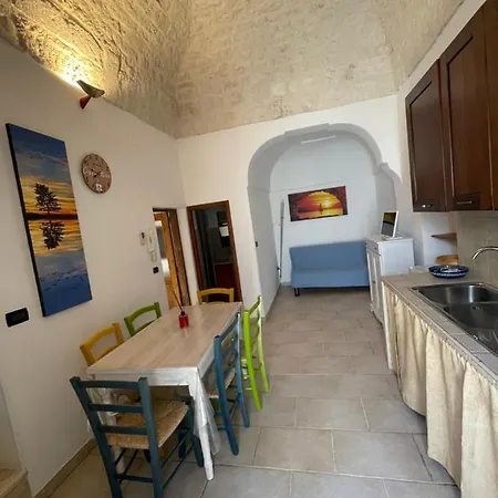 Amara Typical Stone House - Centro Holiday home *